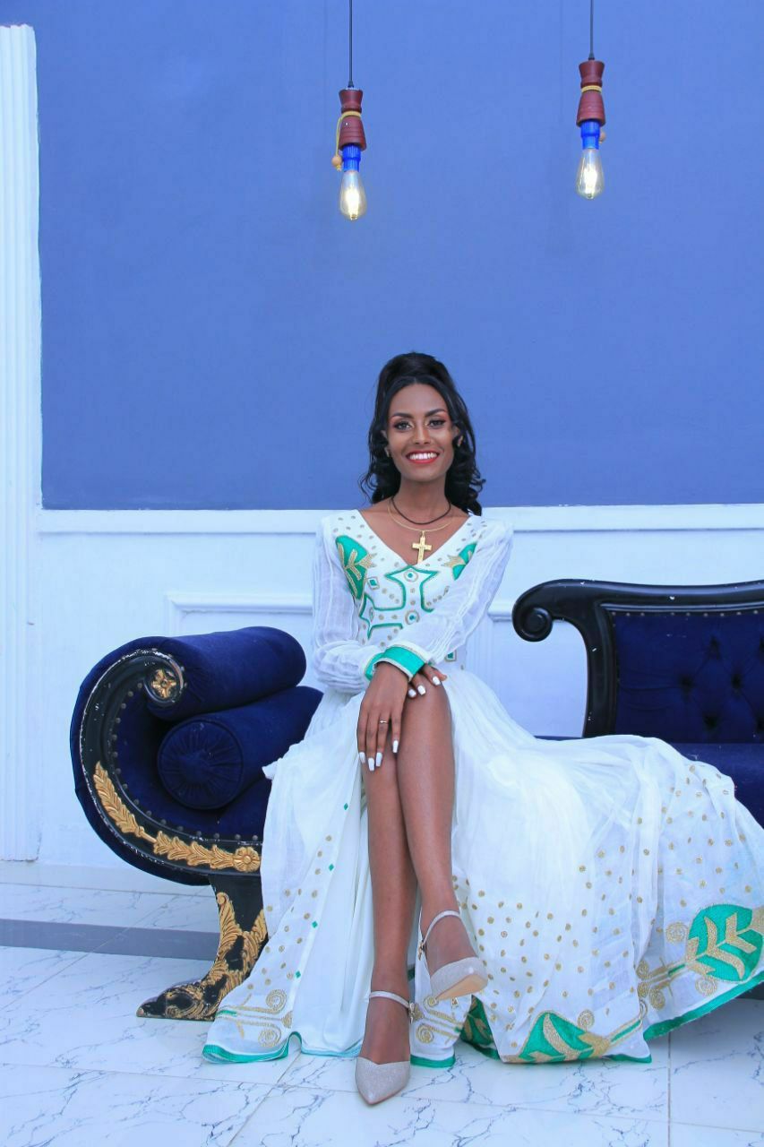 women's holiday dress